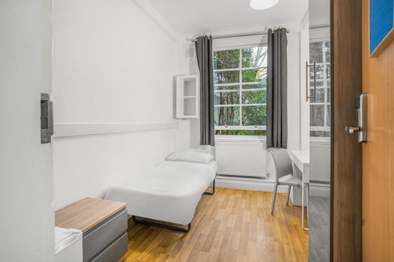 Bowden Court Hostel London Exterior photo